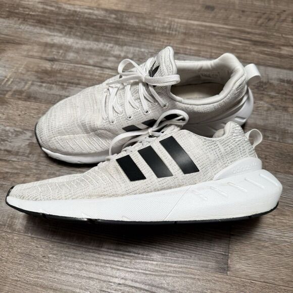 Adidas Shoes Swift Run Gray Running Shoes Sneakers Trainers Size 7 - Picture 1 of 7